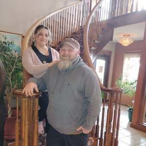 Meet your Posher, Robin